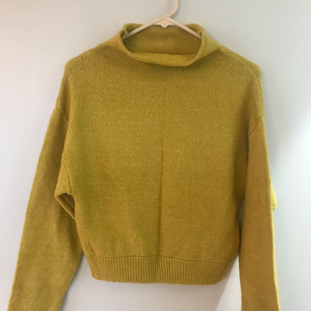 Love by Design sweater M